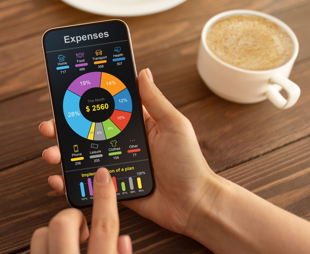 SaaS con Inteligencia Artificial: Cómo automatizar tu presupuesto mensual